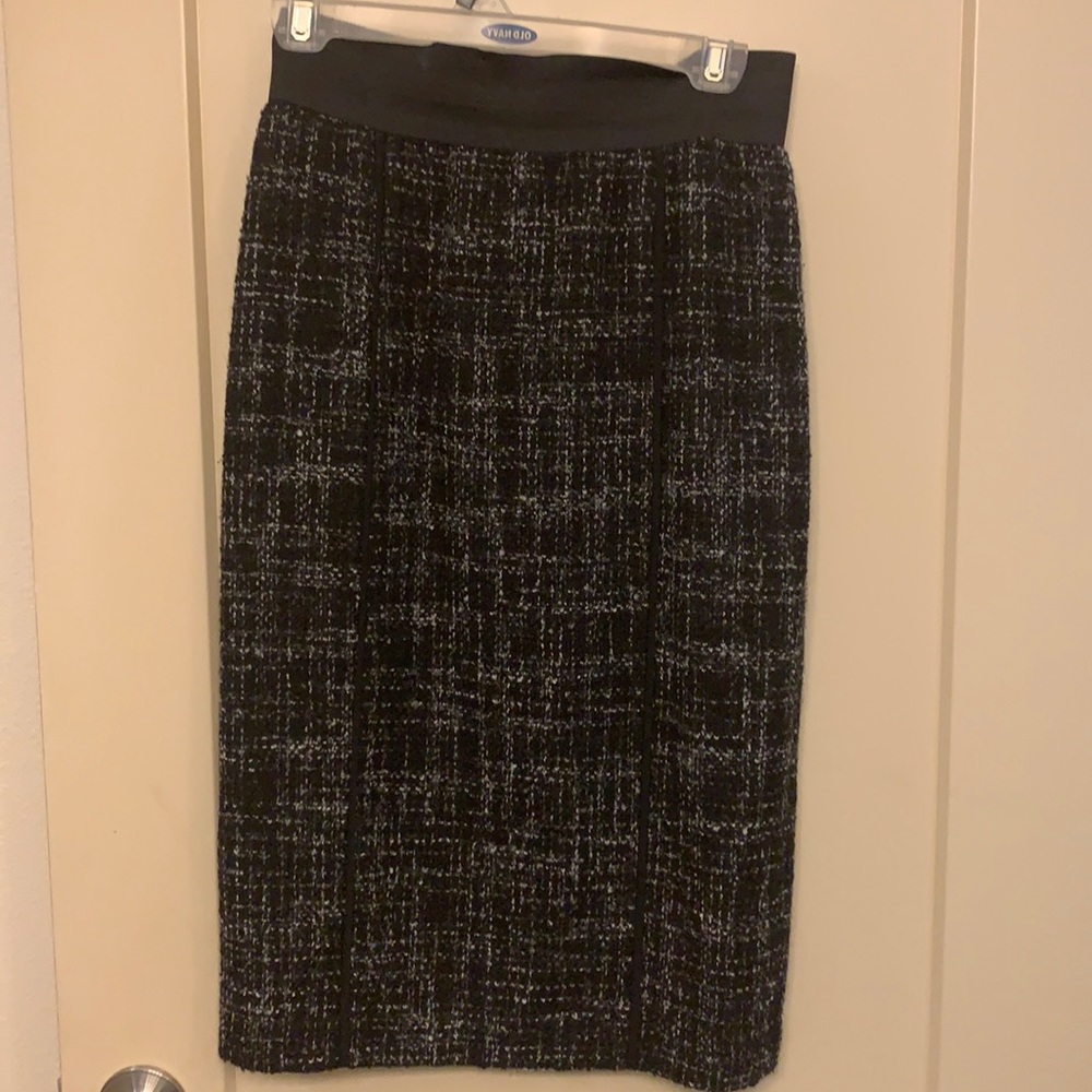 Tweed skirt
